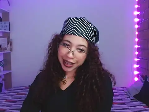 Medussa3033 online show from 23, 11, 2025