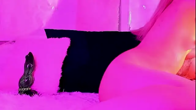 SweetSadness online show from 4, 12, 2025