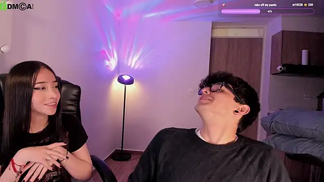 Mikeyvioleta  online show from 21, 4, 2026