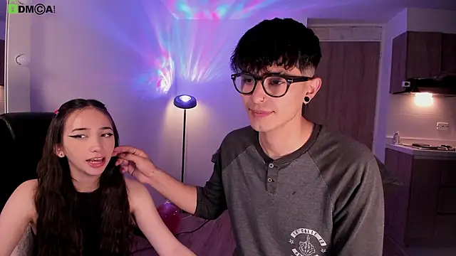 Mikeyvioleta  online show from 9, 3, 2026