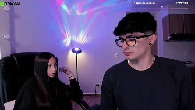 Snapshot of Mikeyvioleta_ chatting on 31, 5, 2026 Mikeyvioleta online show from 31, 5, 2026