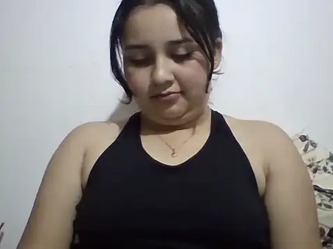 Snapshot of Luna_vera chatting on 19, 10, 2025 Luna vera online show from 19, 10, 2025