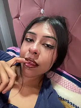 Snapshot of Alicia_Sanz chatting on 16, 10, 2025 Alicia Sanz online show from 16, 10, 2025