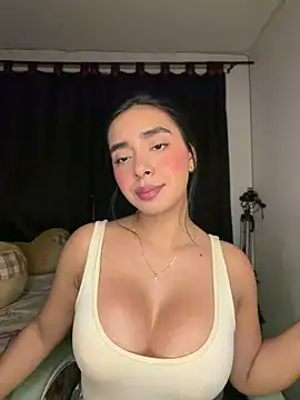 Snapshot of MiaSofia__ chatting on 19, 7, 2026 MiaSofia online show from 19, 7, 2026