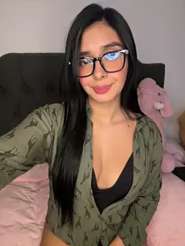 MiaSofia   online show from 4, 11, 2025