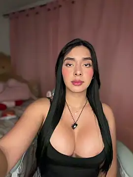 Snapshot of MiaSofia__ chatting on 2, 6, 2026 MiaSofia online show from 2, 6, 2026