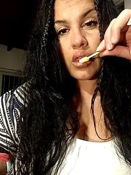 Sexylips200 online show from 23, 10, 2025