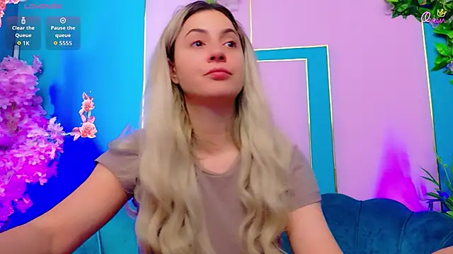AriannaSins online show from 9, 6, 2026