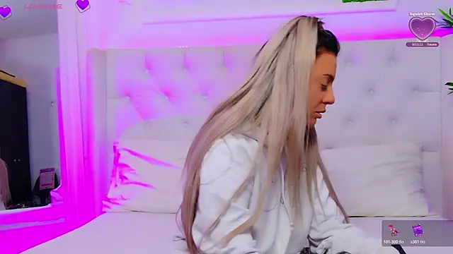 AriannaSins online show from 24, 2, 2026