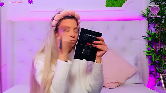 AriannaSins online show from 9, 2, 2026