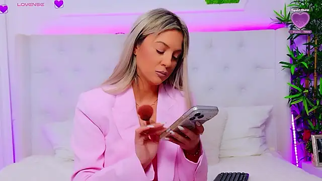 AriannaSins online show from 9, 3, 2026