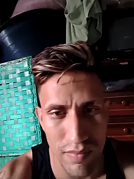 Logan isler online show from 30, 3, 2026