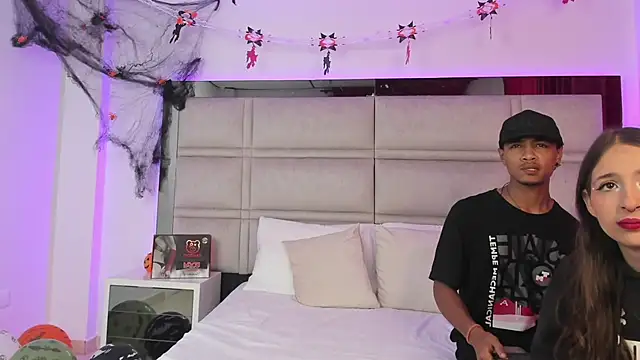 SweetAndSinful online show from 27, 10, 2025