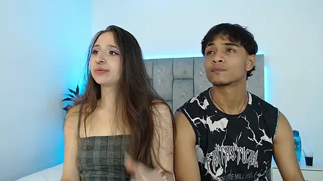 Snapshot of SweetAndSinful chatting on 18, 10, 2025 SweetAndSinful online show from 18, 10, 2025