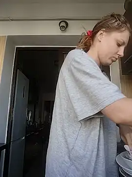 SandyCassie online show from 17, 6, 2026