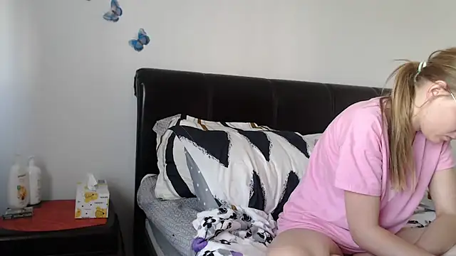 SandyCassie online show from 18, 6, 2026