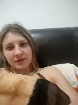 Snapshot of SandyCassie chatting on 16, 10, 2025 SandyCassie online show from 16, 10, 2025