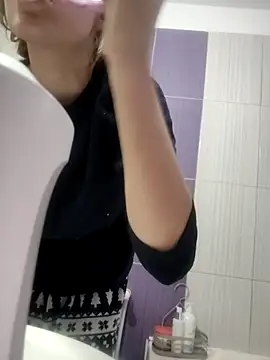 SandyCassie online show from 15, 4, 2026