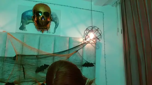 antonella rosecs online show from 2, 11, 2025