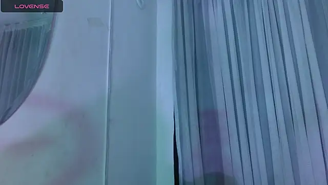 antonella rosecs online show from 29, 11, 2025