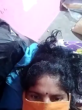 Snapshot of Rajni_cuty chatting on 19, 10, 2025 Rajni cuty online show from 19, 10, 2025