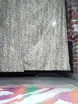 Rajni chauhan online show from 3, 12, 2025