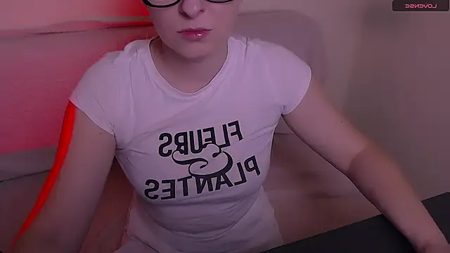 AllaLeomz online show from 2, 12, 2025