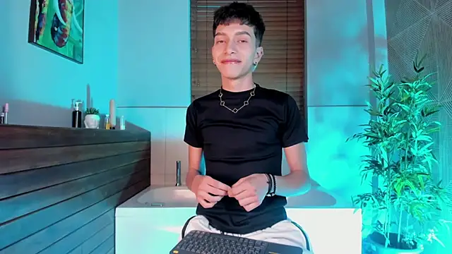 Snapshot of Tiam_muller chatting on 25, 10, 2025 Tiam muller online show from 25, 10, 2025