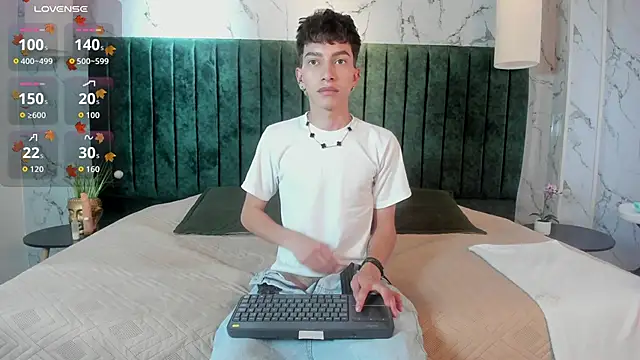 Snapshot of Tiam_muller chatting on 28, 10, 2025 Tiam muller online show from 28, 10, 2025