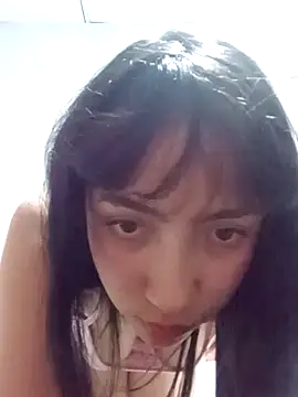 NiColl mousse online show from 8, 1, 2026