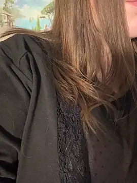 Snapshot of Curvy__Goddess chatting on 5, 11, 2025 Curvy Goddess online show from 5, 11, 2025