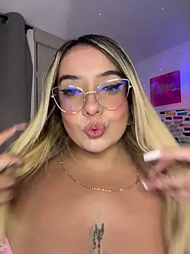  Ninasanz online show from 8, 4, 2026