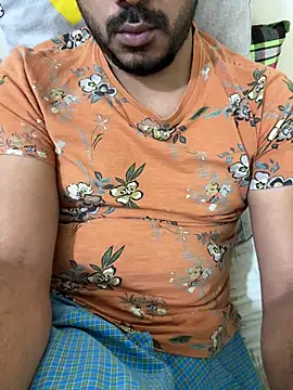 Handsome8677 online show from 2, 11, 2025