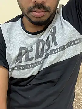 Handsome8677 online show from 15, 1, 2026