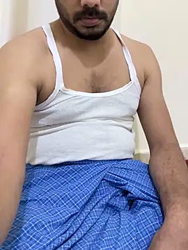 Snapshot of Handsome8677 chatting on 12, 4, 2026 Handsome8677 online show from 12, 4, 2026