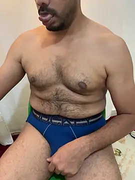 Snapshot of Handsome8677 chatting on 21, 4, 2026 Handsome8677 online show from 21, 4, 2026