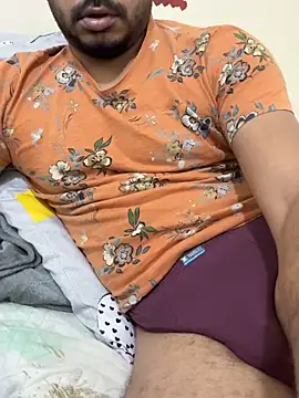 Handsome8677 online show from 7, 2, 2026