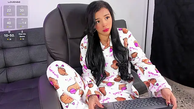 Dulce kitty13 online show from 14, 11, 2025