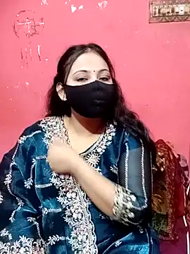 Snapshot of Porimoni22 chatting on 23, 10, 2025 Porimoni22 online show from 23, 10, 2025