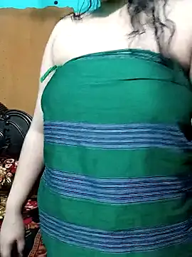 Snapshot of Porimoni22 chatting on 16, 11, 2025 Porimoni22 online show from 16, 11, 2025