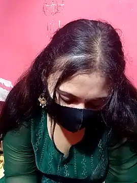 Snapshot of Porimoni22 chatting on 25, 10, 2025 Porimoni22 online show from 25, 10, 2025