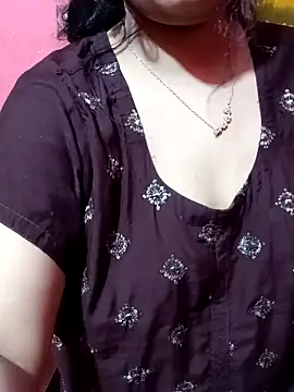 Snapshot of Porimoni22 chatting on 24, 10, 2025 Porimoni22 online show from 24, 10, 2025