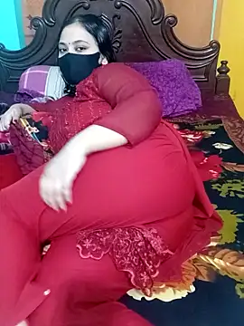 Snapshot of Porimoni22 chatting on 11, 11, 2025 Porimoni22 online show from 11, 11, 2025