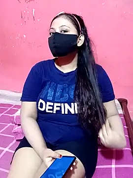 Snapshot of Porimoni22 chatting on 18, 10, 2025 Porimoni22 online show from 18, 10, 2025