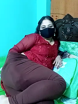 Snapshot of Porimoni22 chatting on 27, 11, 2025 Porimoni22 online show from 27, 11, 2025