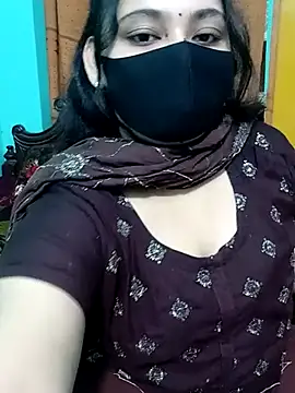 Snapshot of Porimoni22 chatting on 15, 11, 2025 Porimoni22 online show from 15, 11, 2025