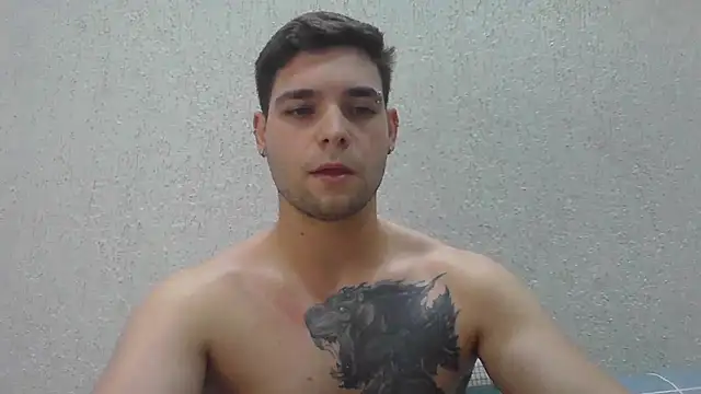 Snapshot of Zure-xxx chatting on 26, 5, 2026 Zure-xxx online show from 26, 5, 2026