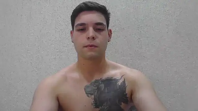 Snapshot of Zure-xxx chatting on 27, 5, 2026 Zure-xxx online show from 27, 5, 2026