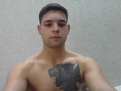 Snapshot of Zure-xxx chatting on 8, 5, 2026 Zure-xxx online show from 8, 5, 2026