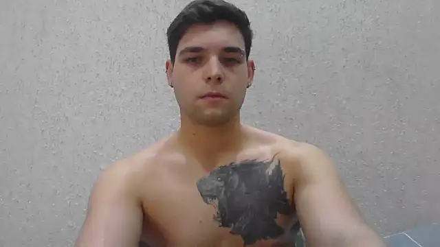 Snapshot of Zure-xxx chatting on 5, 6, 2026 Zure-xxx online show from 5, 6, 2026